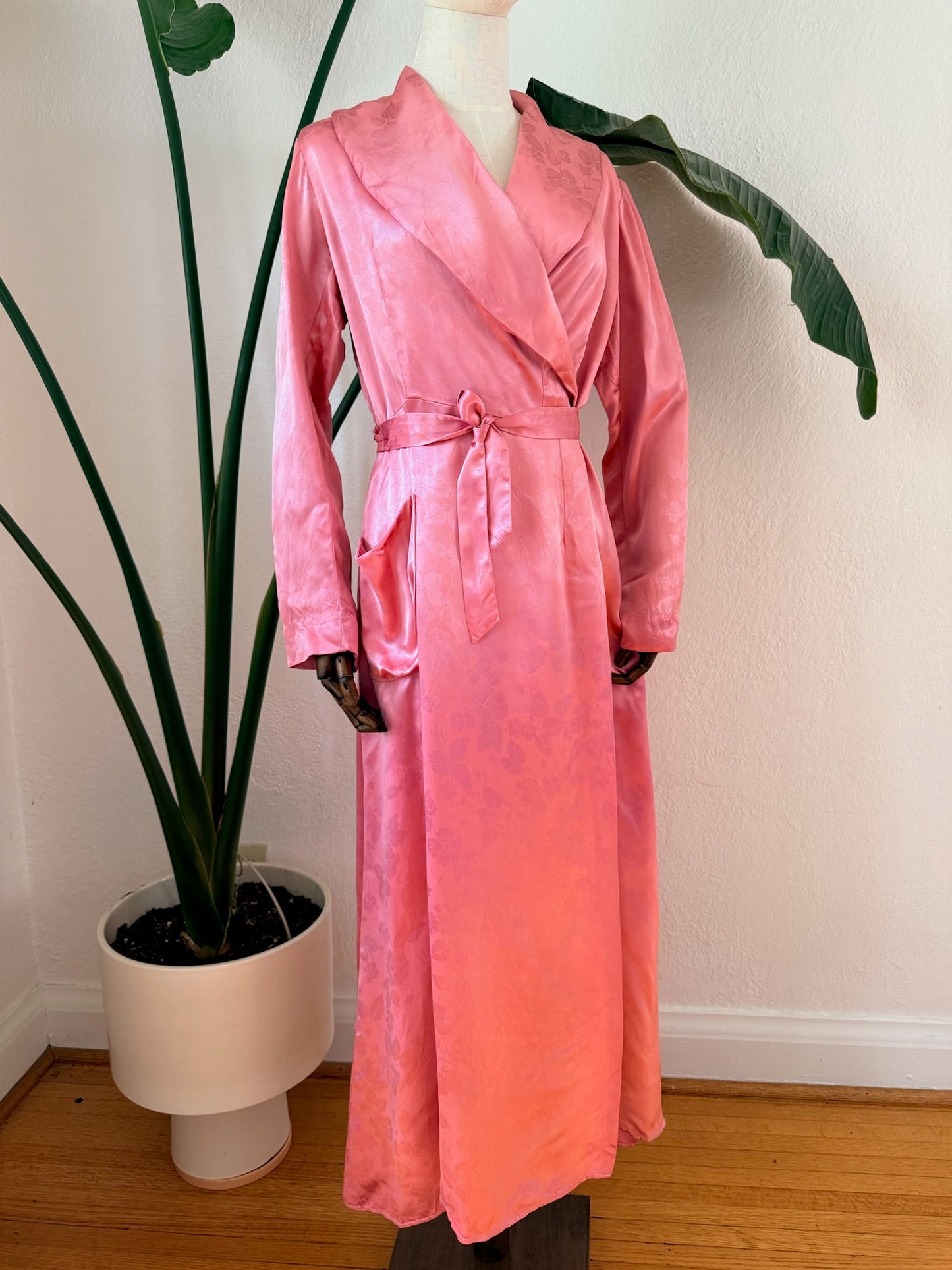 Vintage 1940s Pink Satin Dressing Gown, Size Small