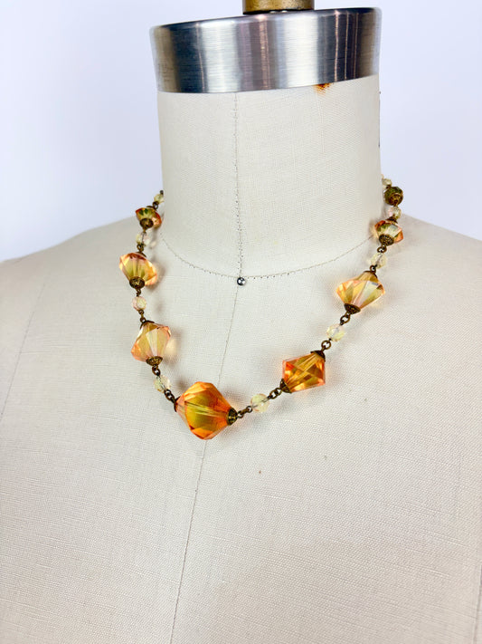 Vintage 1920s/1930s Bi-Colour Uranium Glass Necklace