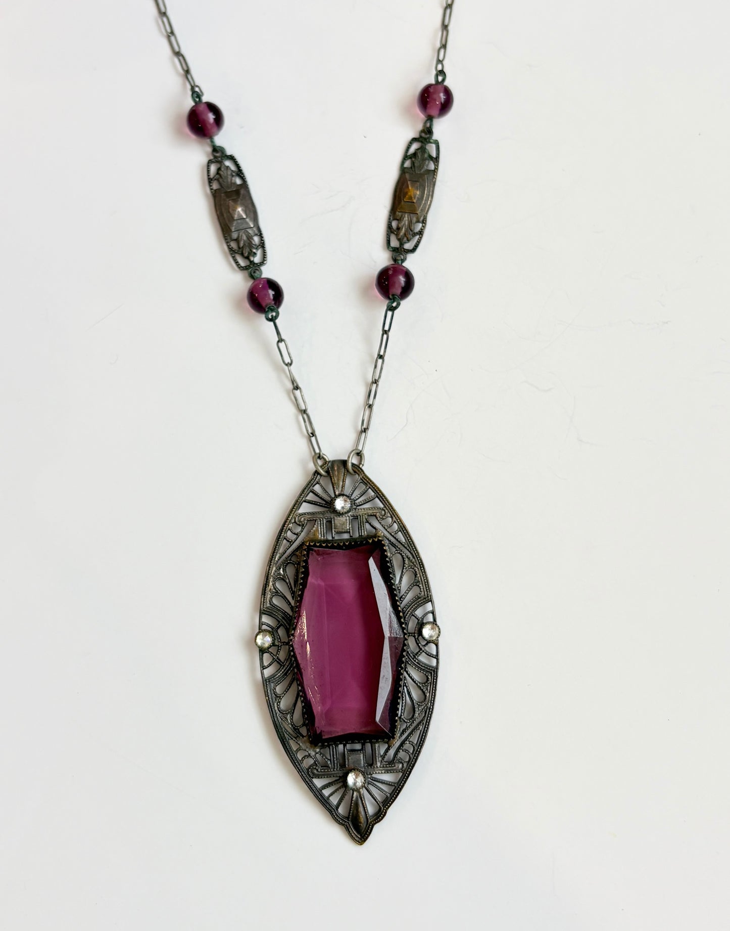 Vintage 1920s/1930s Czech Glass Necklace