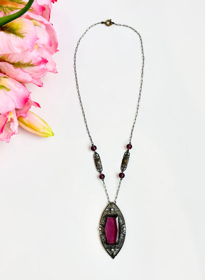 Vintage 1920s/1930s Czech Glass Necklace
