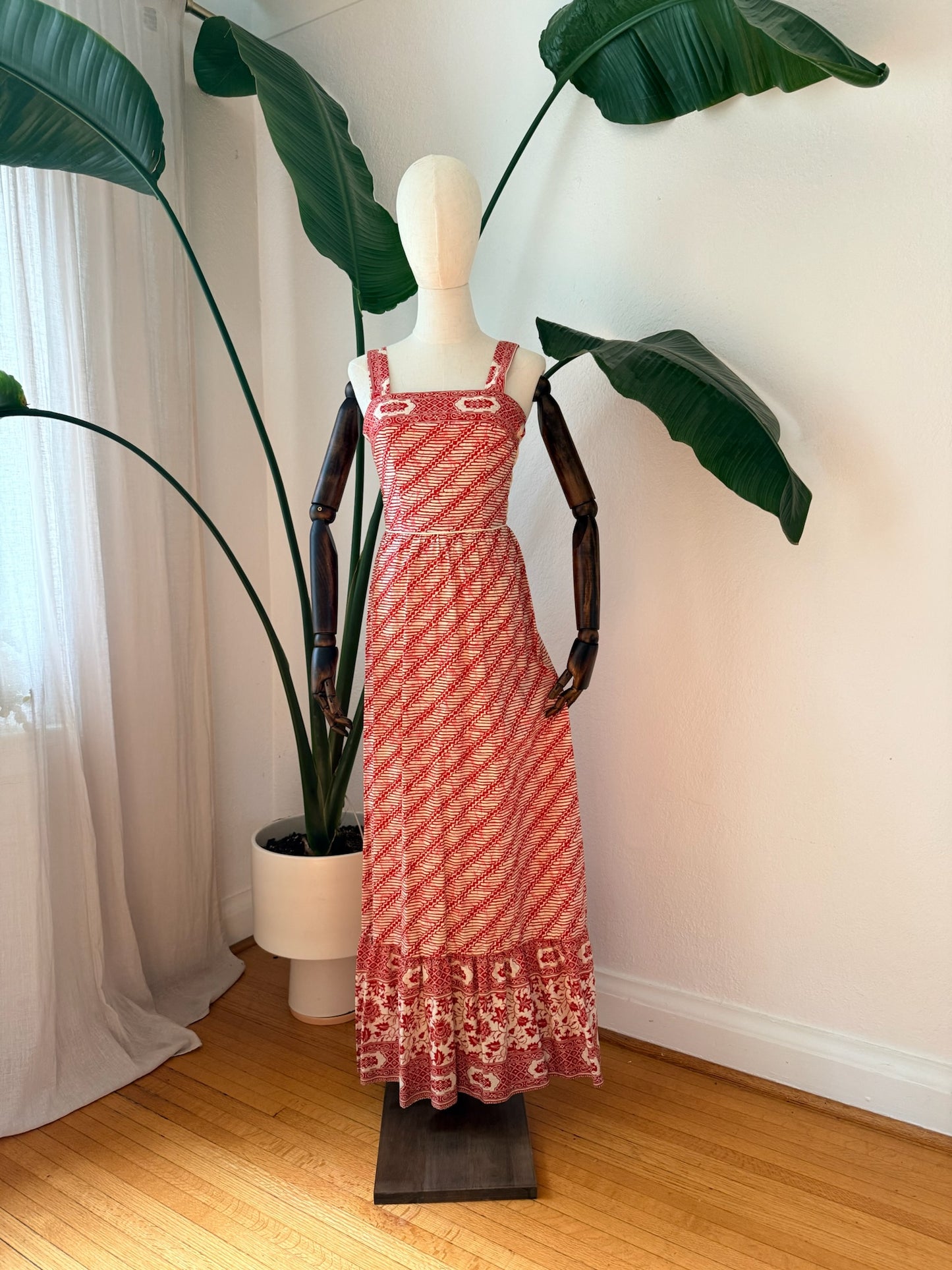 Vintage 1970s Printed Maxi Dress, Size Small