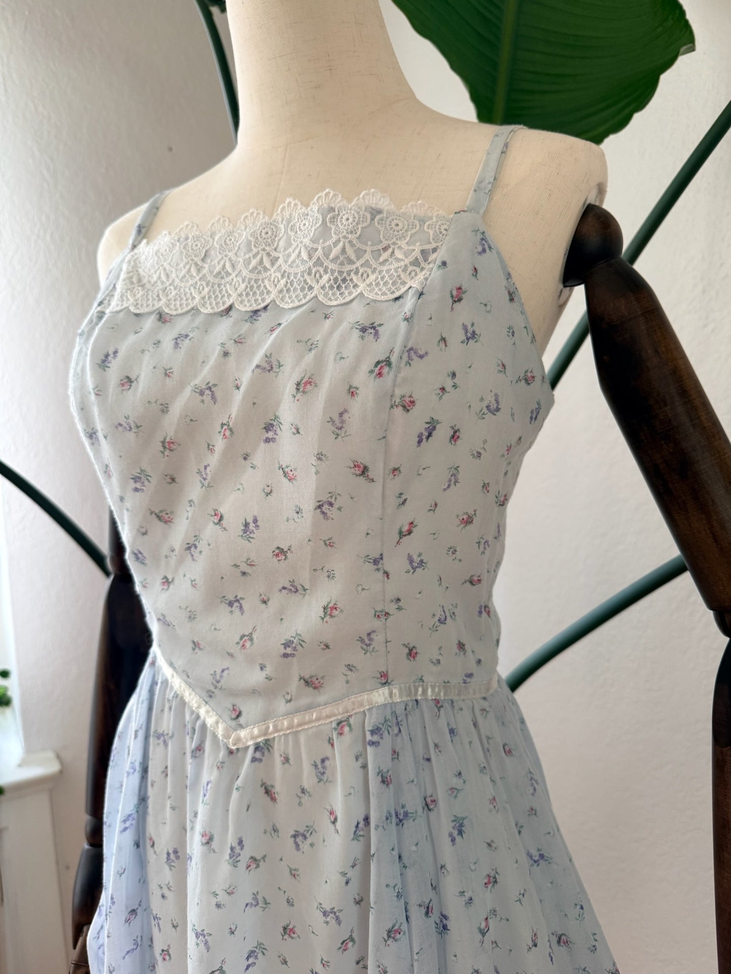 Vintage 1970s Gunne Sax Floral Print Dress Size 11