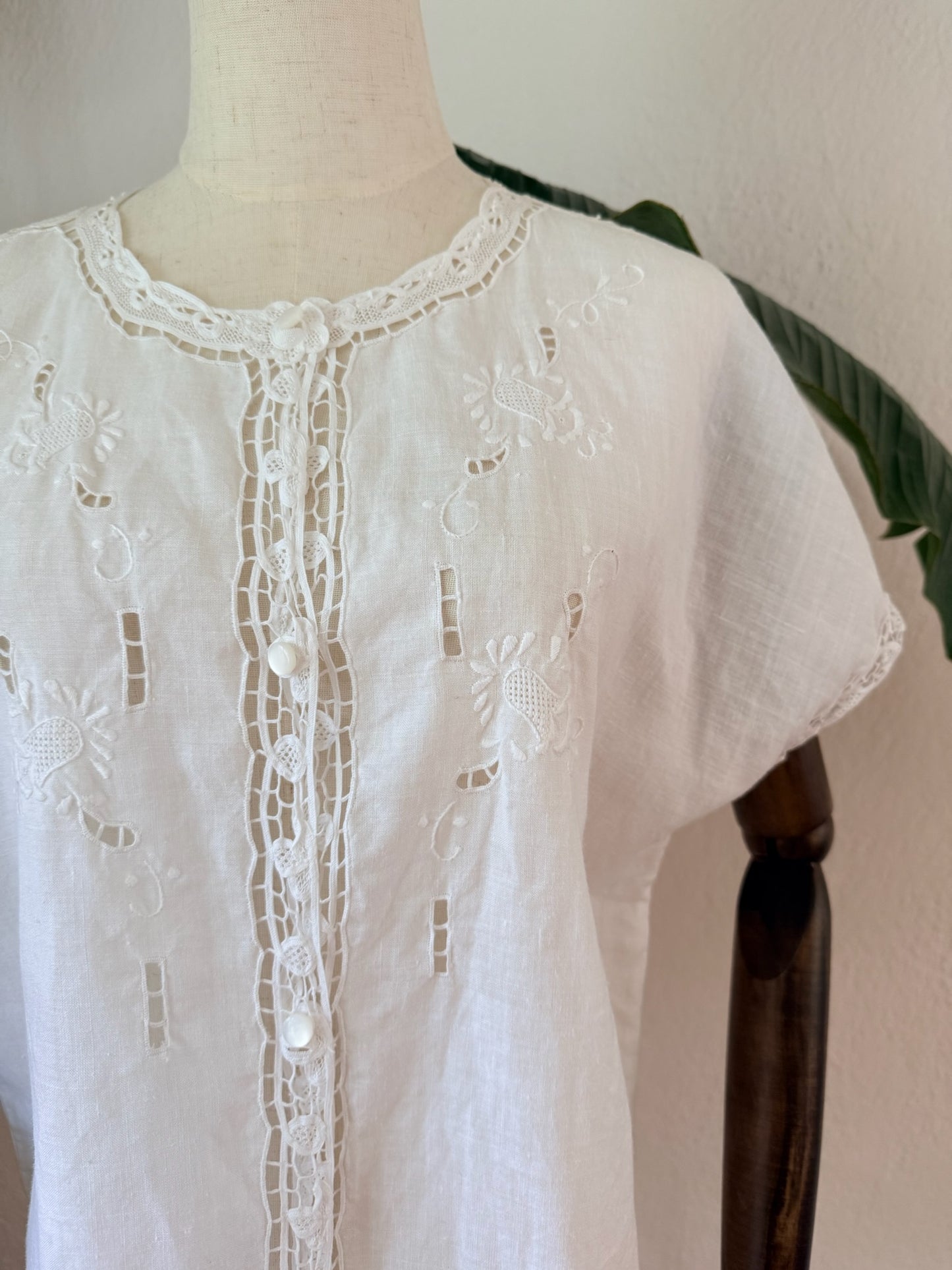 Vintage Boho White Linen Button-Up Blouse, Size Medium