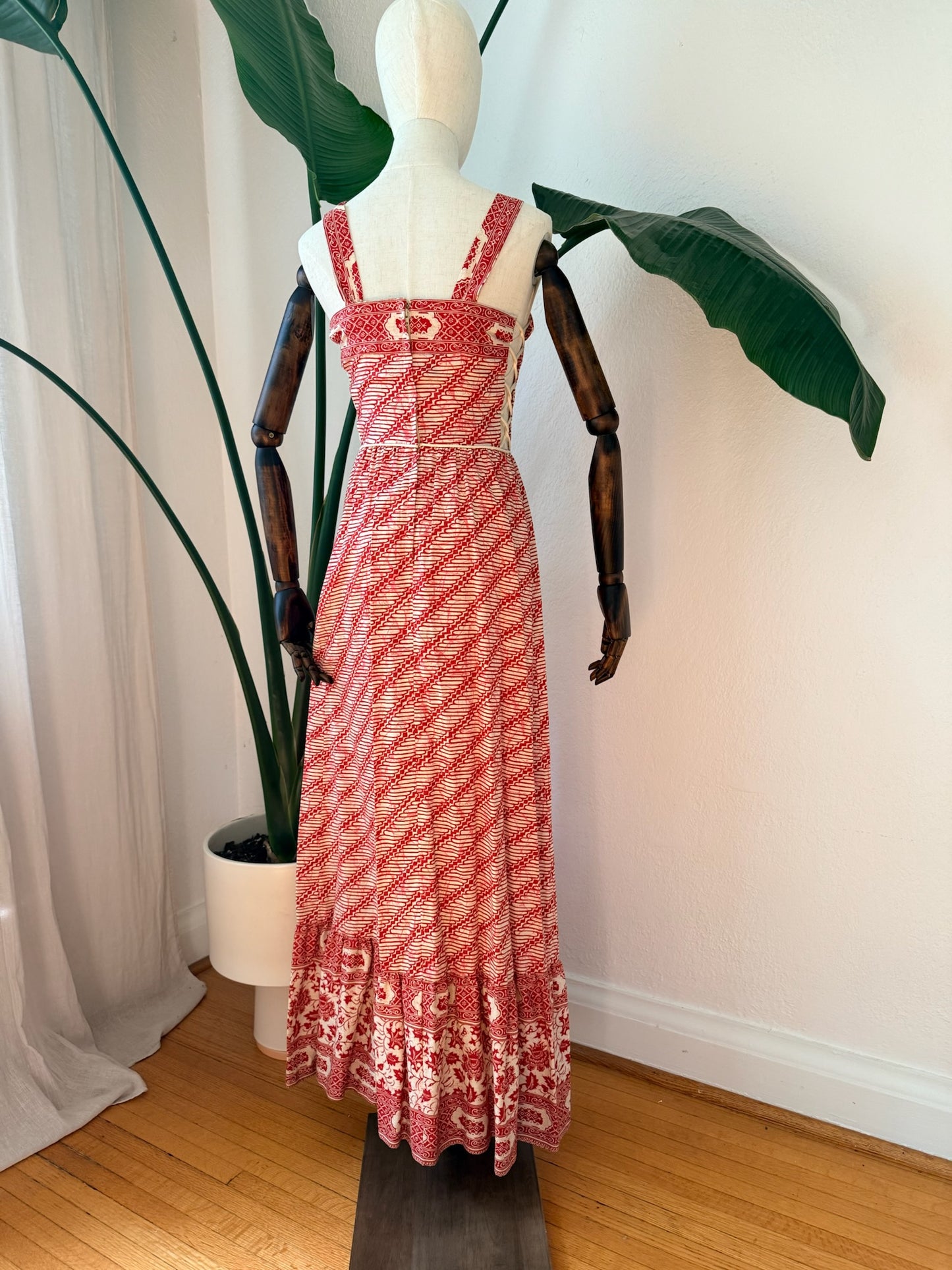 Vintage 1970s Printed Maxi Dress, Size Small
