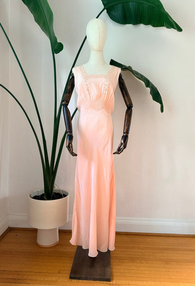 Vintage 1930s Pale Pink Negligee Nightgown, Size Small