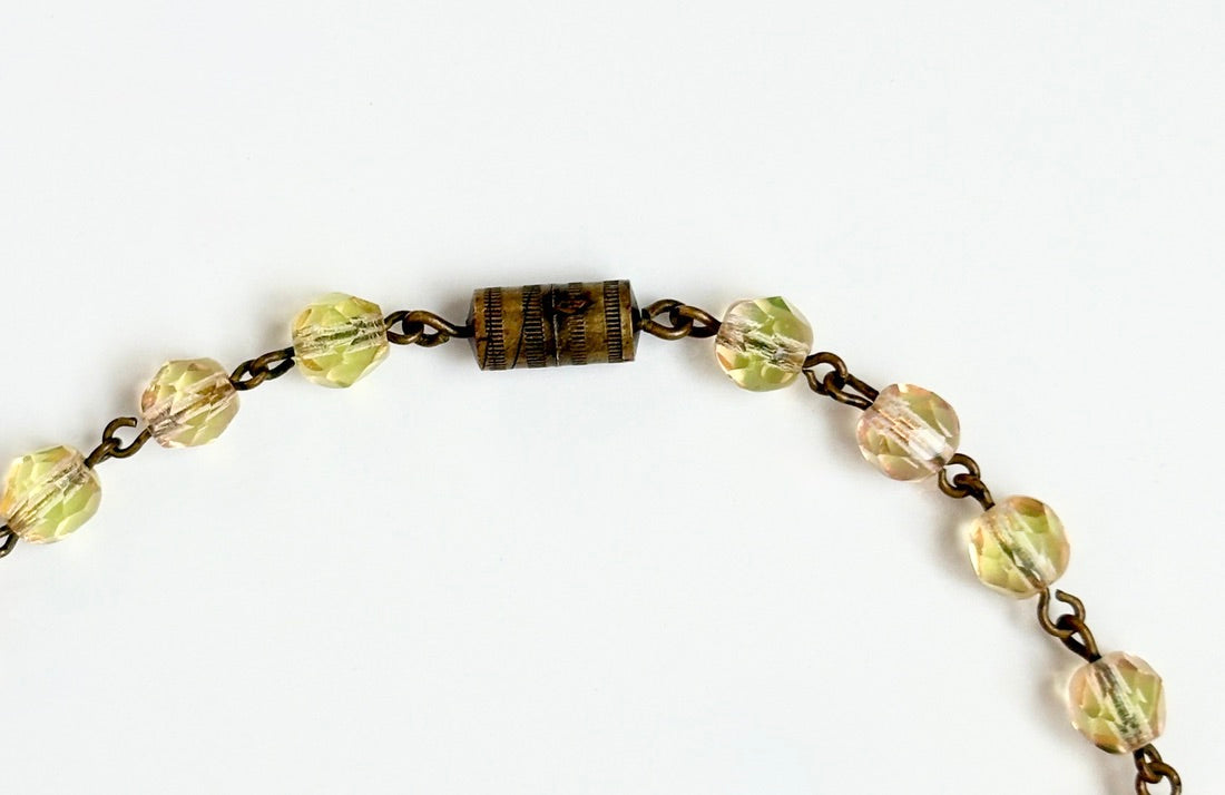 Vintage 1920s/1930s Bi-Colour Uranium Glass Necklace