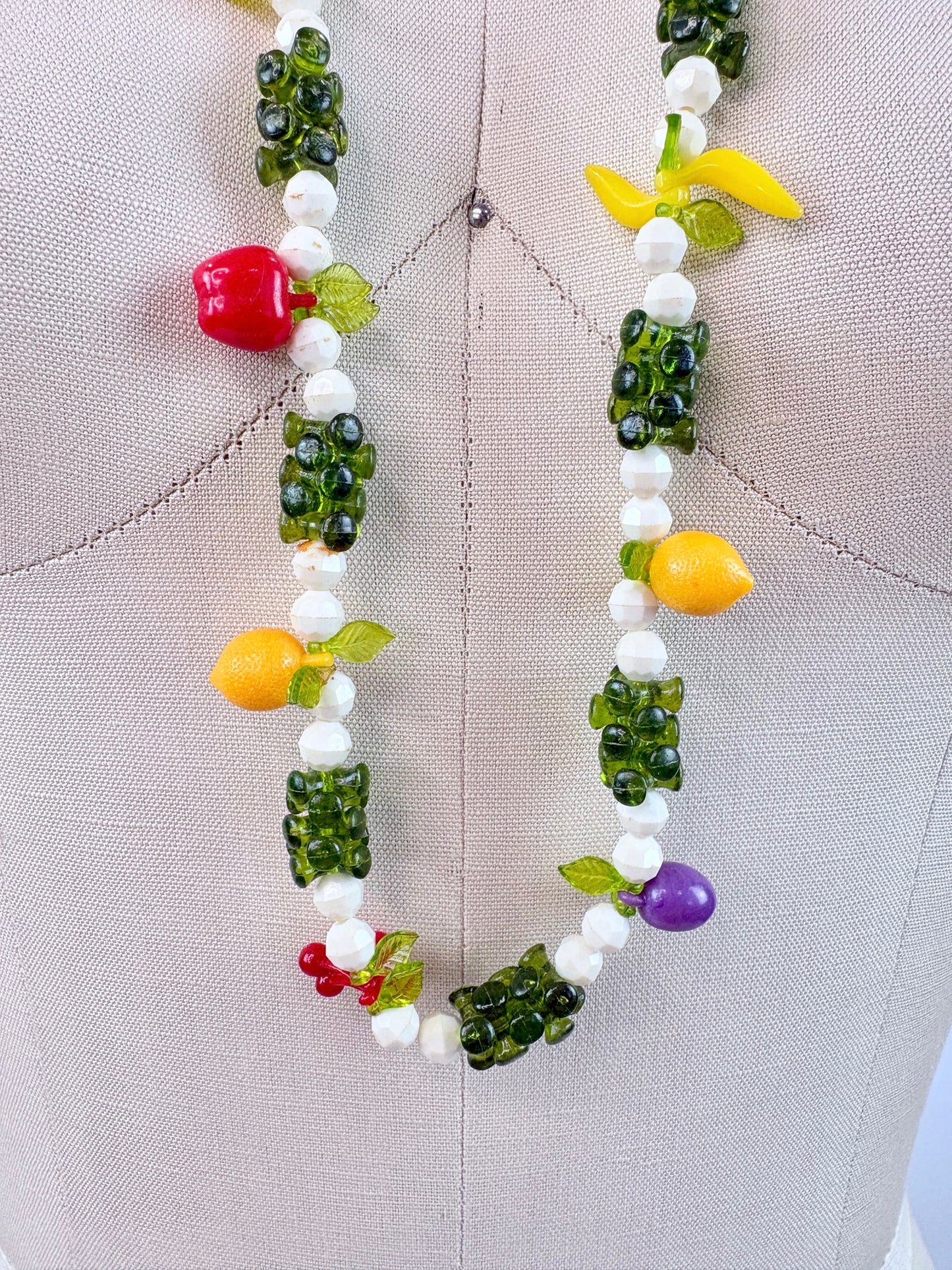 Vintage 1960s/1970s Beaded Fruit Necklace