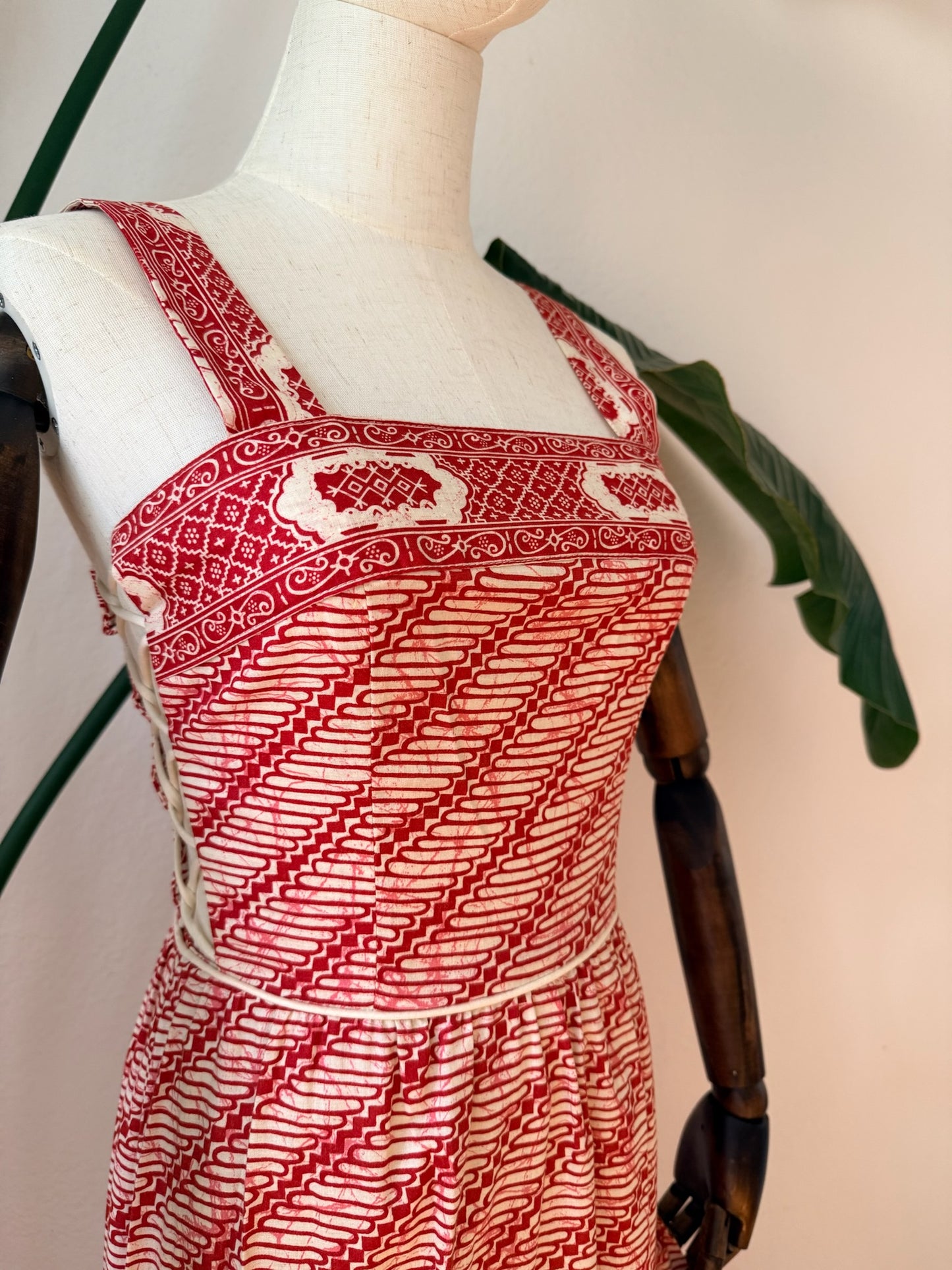 Vintage 1970s Printed Maxi Dress, Size Small