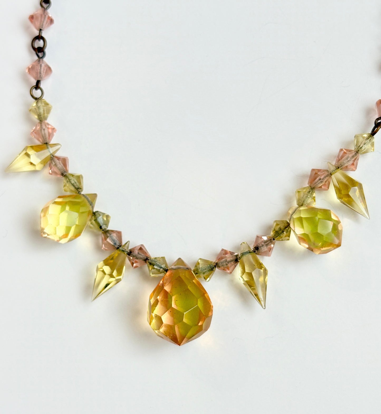 Vintage 1920s/1930s Czechoslovakian Glass Necklace