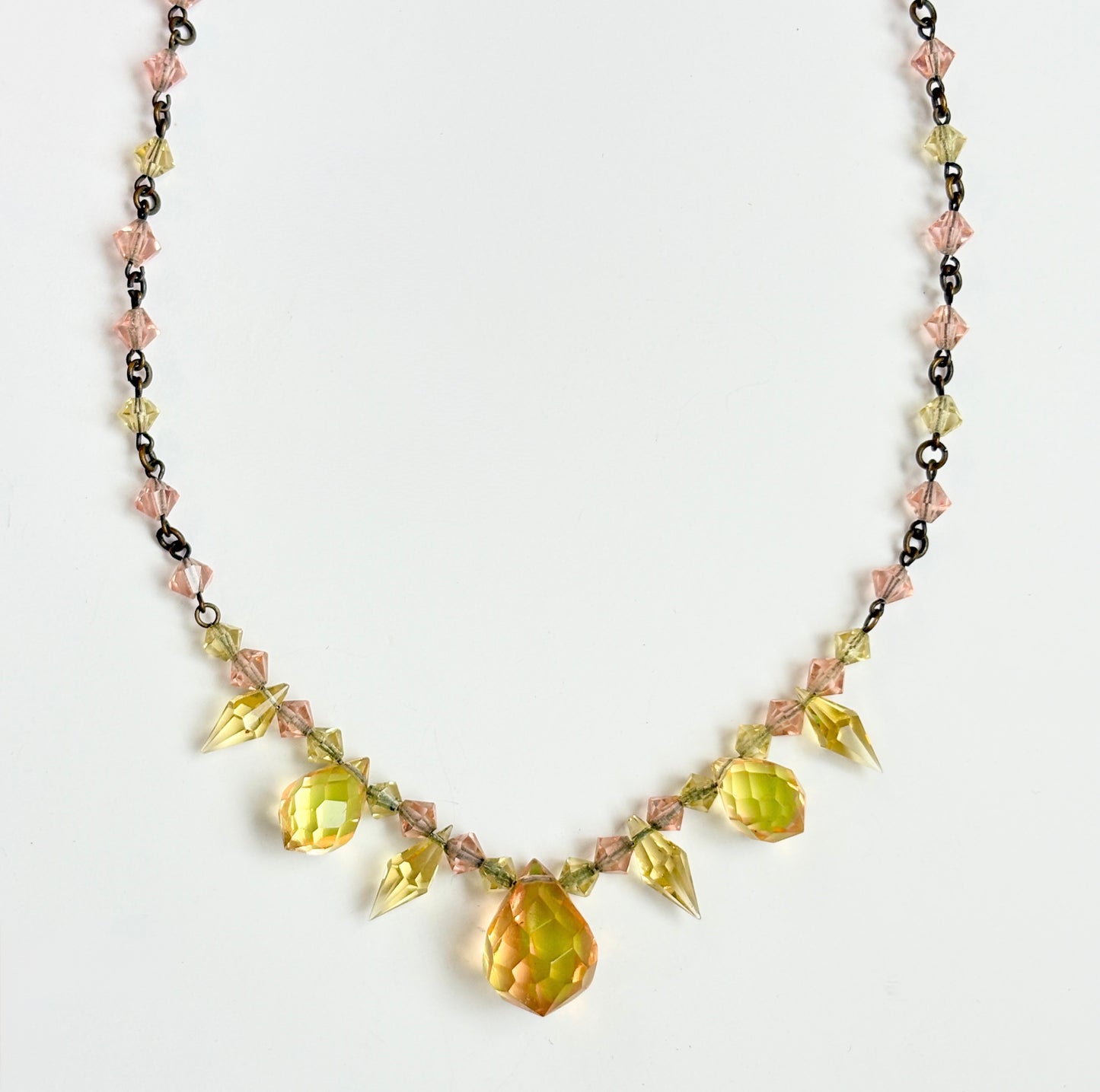 Vintage 1920s/1930s Czechoslovakian Glass Necklace