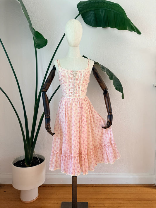 Vintage 1970s Pink Floral Prairie Gunne Sax Dress, Size 7