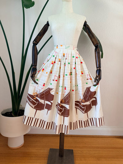 Vintage 1950s Piano and Music Notes Novelty Print Border Skirt, Size Small