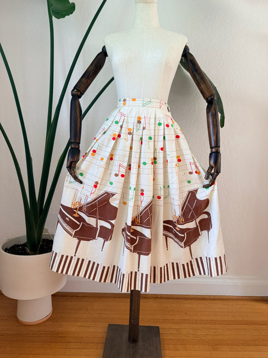 Vintage 1950s Piano and Music Notes Novelty Print Border Skirt, Size Small