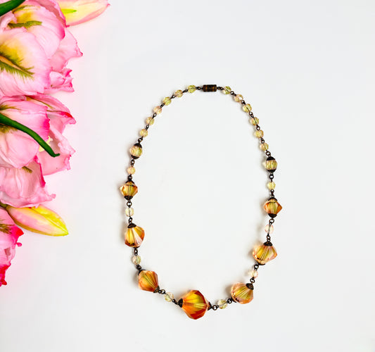 Vintage 1920s/1930s Bi-Colour Uranium Glass Necklace