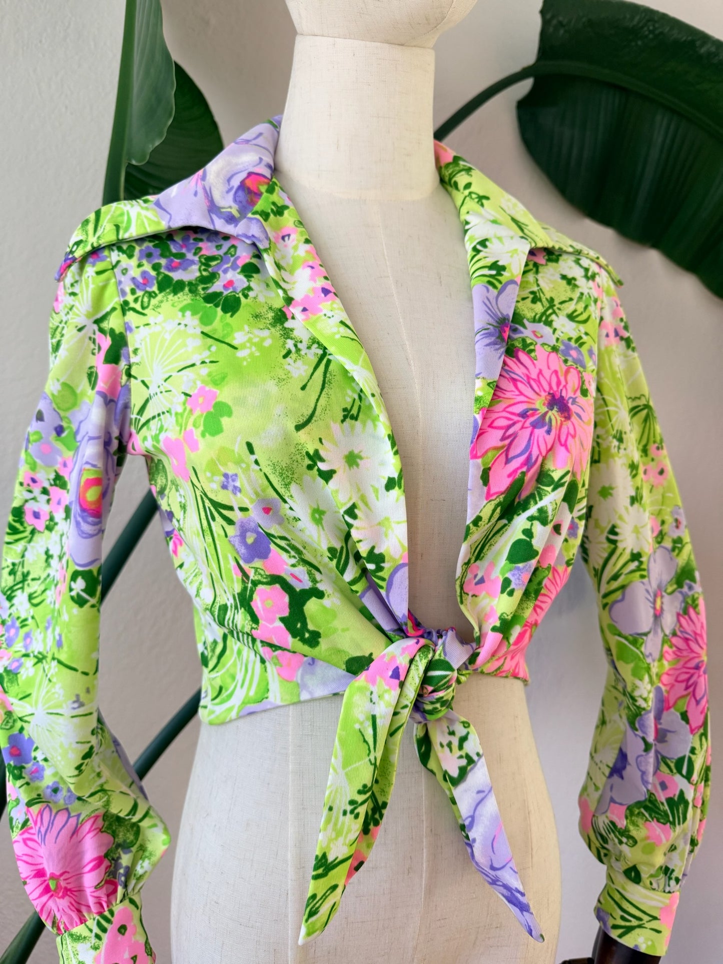 Vintage 1970s Floral Print Crop Top Blouse
