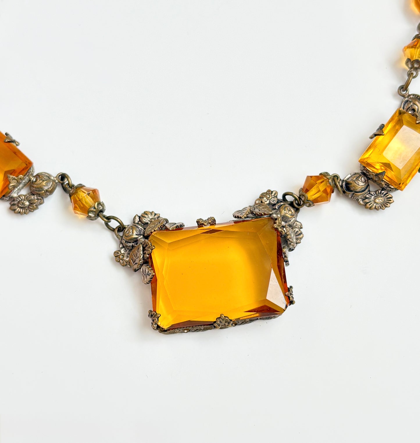 Vintage 1920s/1930s Signed Czechoslovakia Necklace