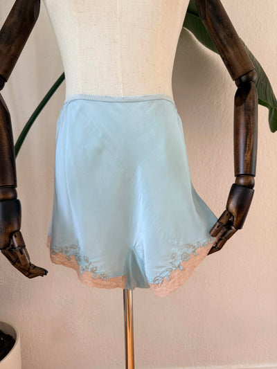 Vintage 1940s Powder Blue Tap Shorts, Size Small