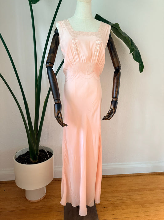 Vintage 1930s Pale Pink Negligee Nightgown, Size Small