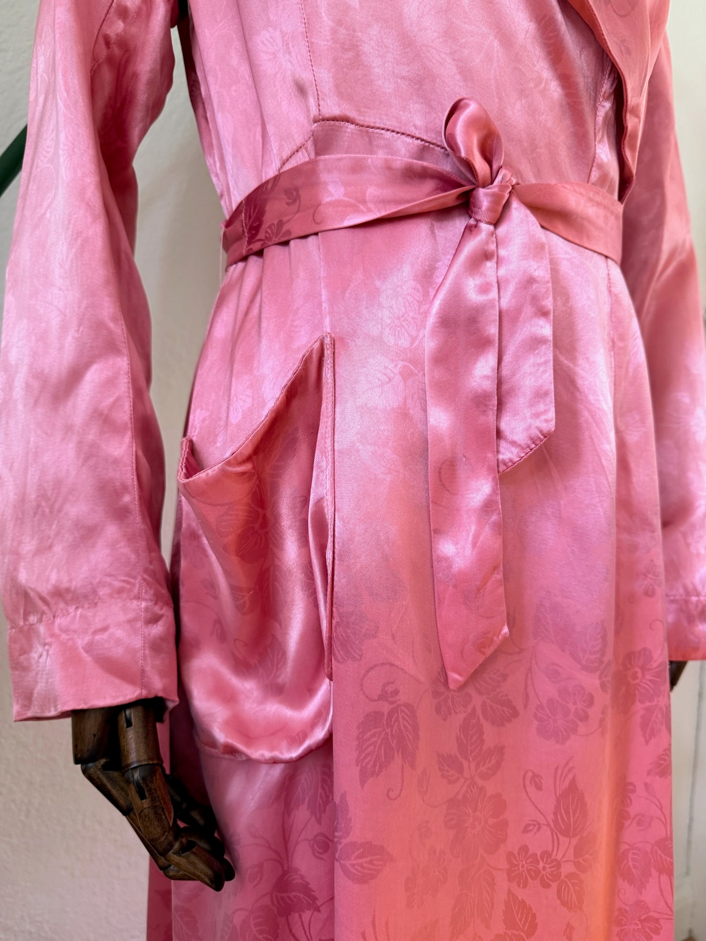 Vintage 1940s Pink Satin Dressing Gown, Size Small