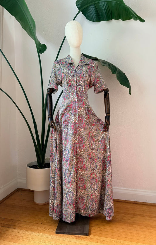 Vintage 1940s Saybery Paisley Print Hostess Dress, Size Small