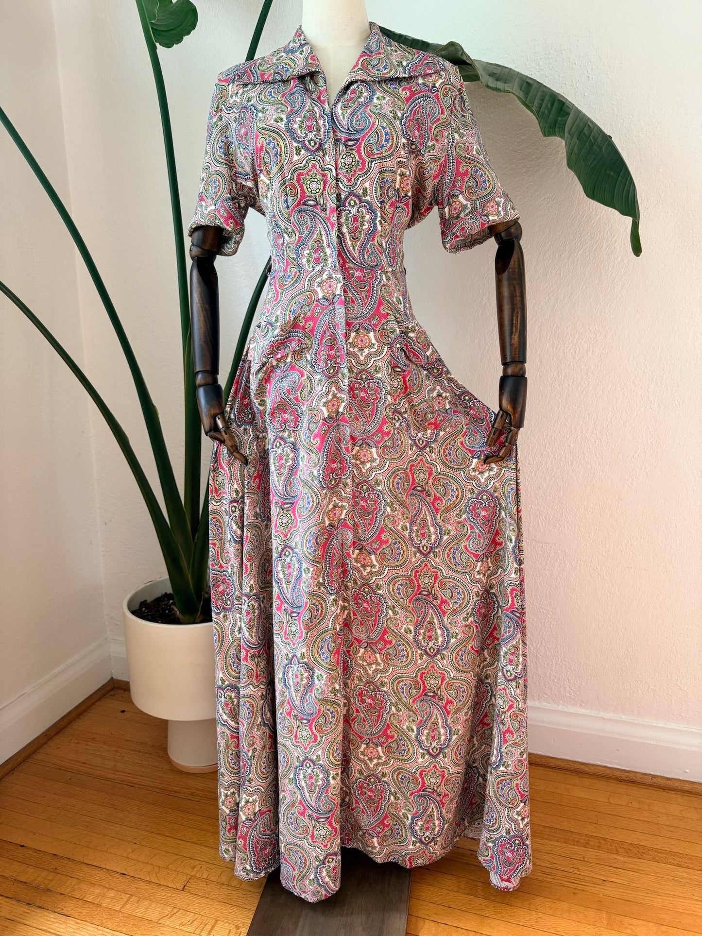 Vintage 1940s Saybery Paisley Print Hostess Dress, Size Small