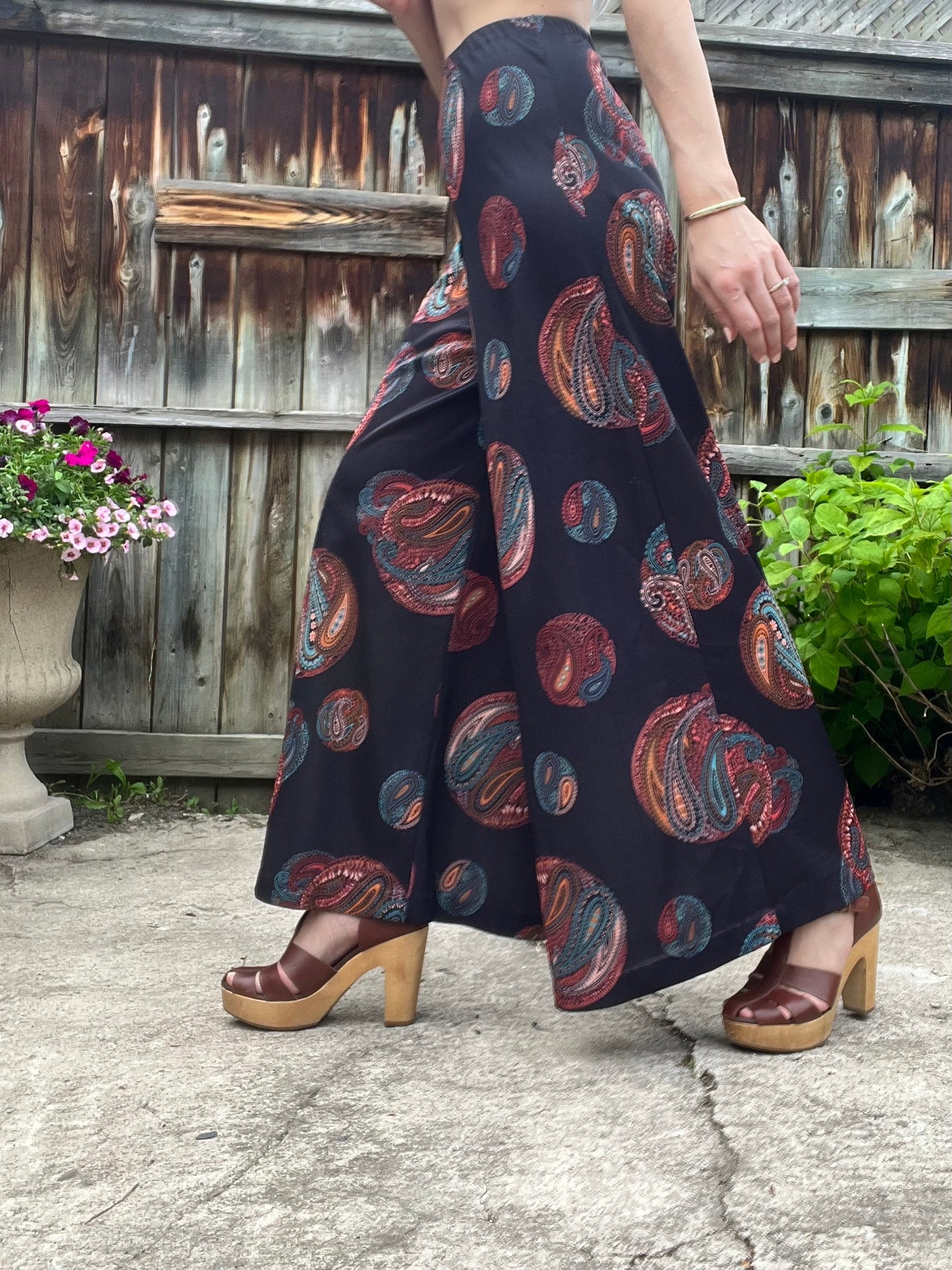 Vintage 1970s Printed Pants, Size Med